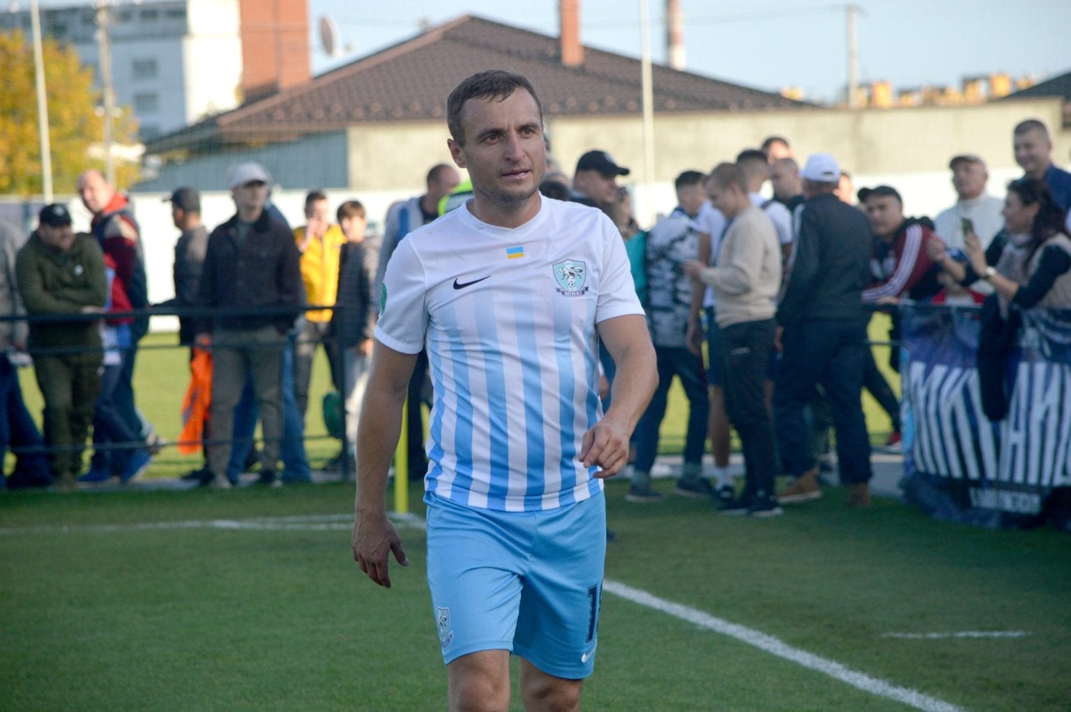 Один із футболістів ФК "Минай" переніс COVID-19 у важкій формі