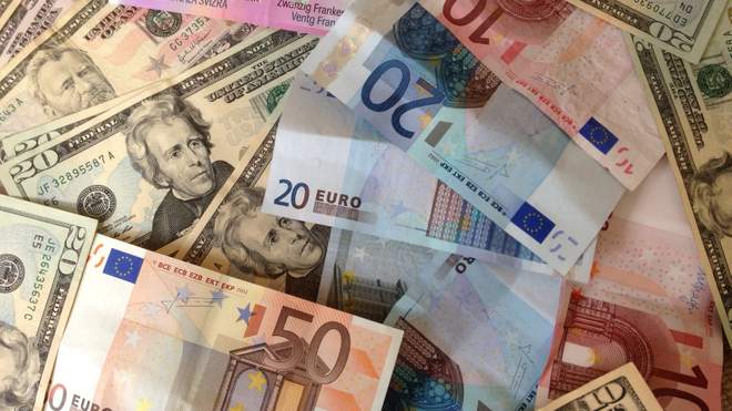Курс валют на 21 вересня: долар і євро різко подорожчали