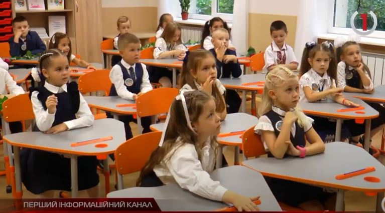 У жодній школі Ужгорода 1 вересня не провели лінійку   (ВІДЕО)