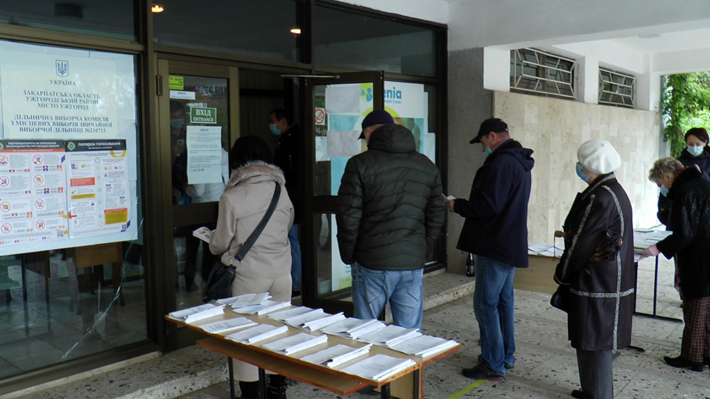 Результати голосувань та подробиці місцевих виборів в Ужгороді (ВІДЕО)