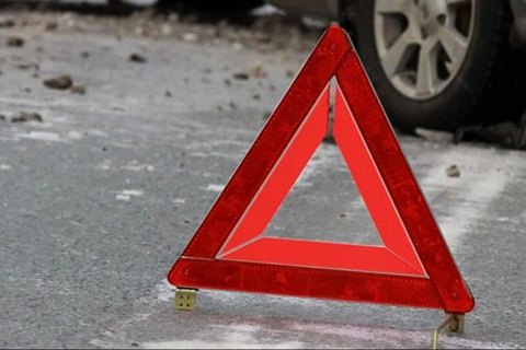 ДТП в Мукачеві: дорогою не розминулися Audi та Nissan (ФОТО, ВІДЕО)