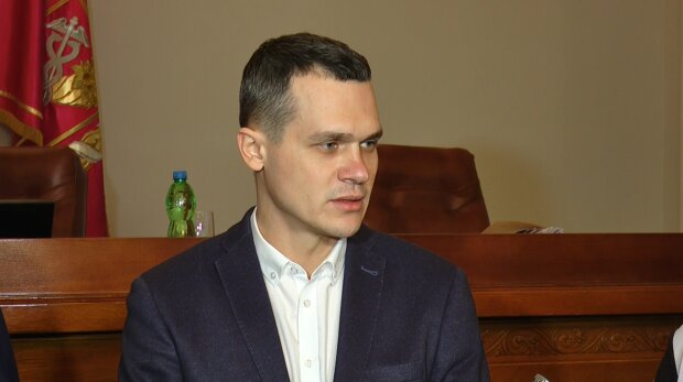Очільника Харківської ОДА викликали на допит до ДБР по справі Ан-26