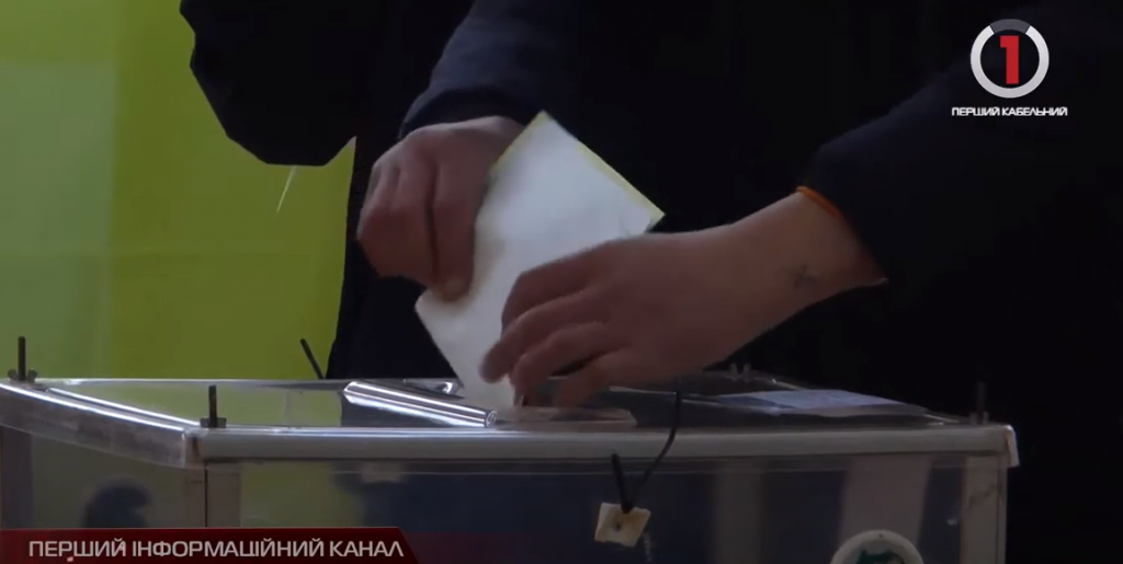 В Ужгороді підсумували голосування в області (ВІДЕО)