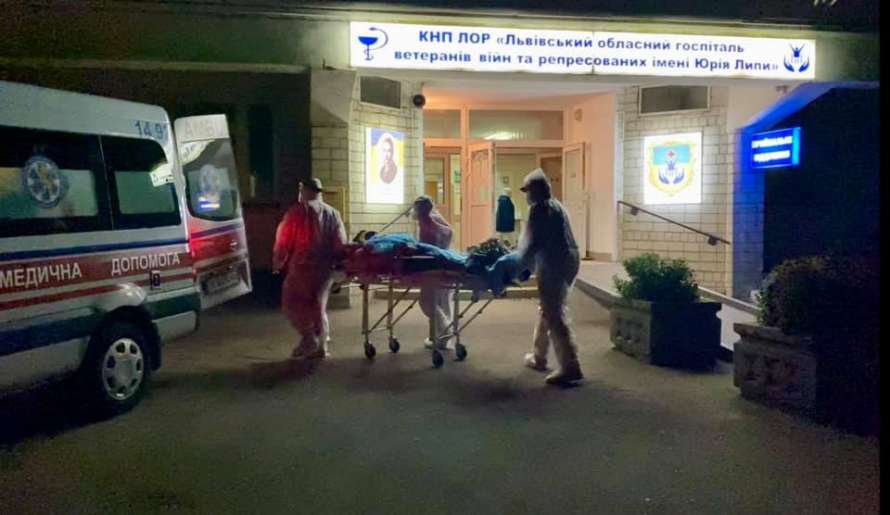 Вибух у Львівському шпиталі ветеранів, коронавірусних хворих евакуйовано