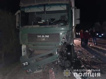 Водій Ford Kuga пішов на обгін і зіткнувся з вантажівкою MAN - обставини ДТП на Іршавщині