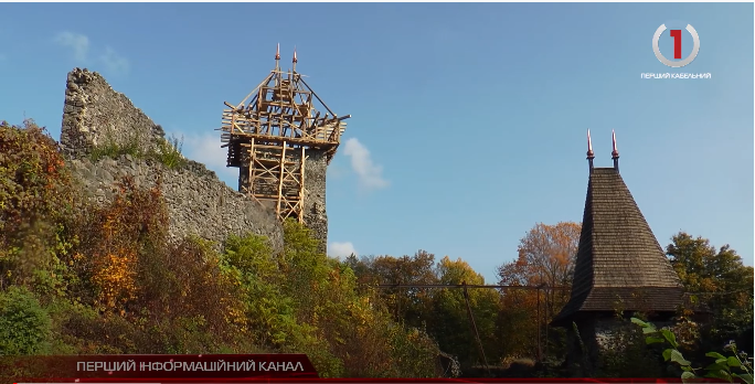 Реконструкція фортеці: у Невицькому замку археологи розкопали підвал (ВІДЕО)