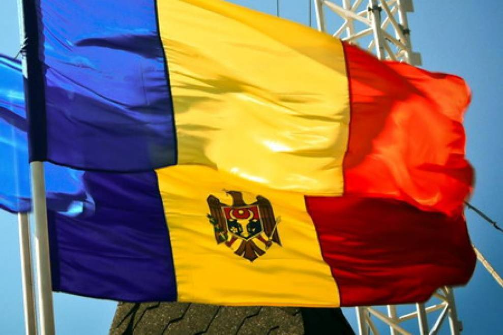 Комендантська година: у Румунії закривають всі школи через пандемію