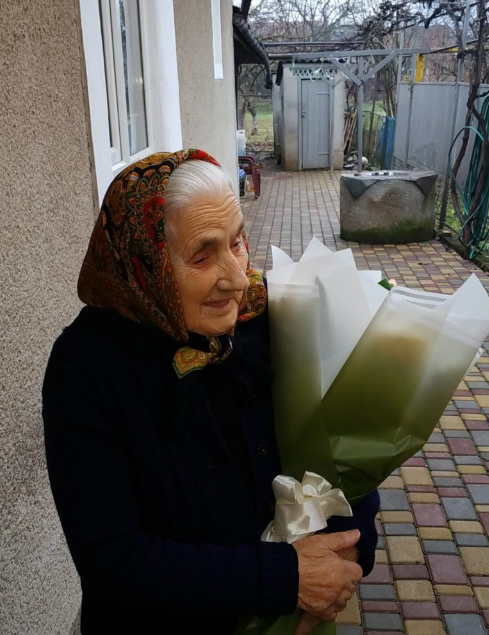 Пішов 101-ий: хустянка відкрила секрет свого доволіття (ФОТО)