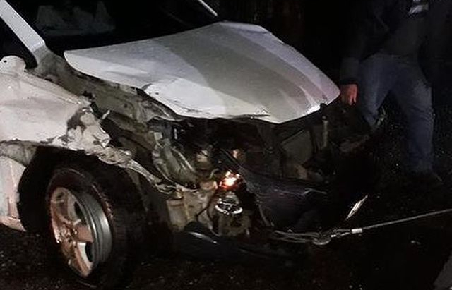 Аварія на Іршавщині: авто "влетіло" в огорожу (ФОТО)