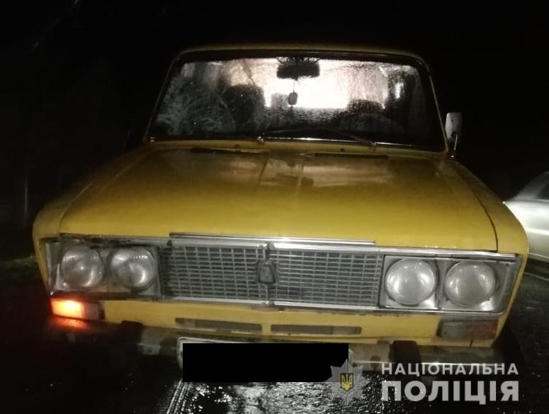 Сам здався поліції: на Виноградівщині авто насмерть збило літню людину (ФОТО)