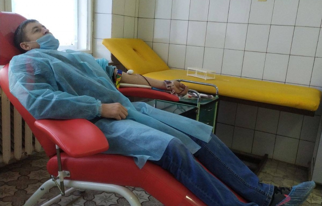 Мукачівська лікарня запрошує закарпатців стати донорами крові (ФОТО)