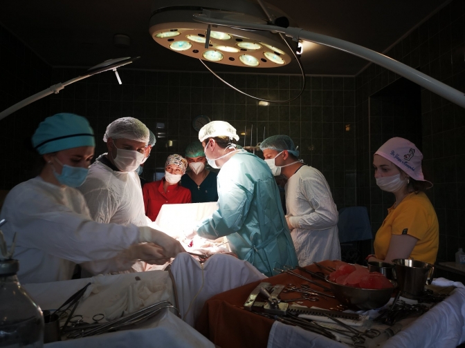 Лікарі розповіли, чому помер 30-річний житель Мукачева, якому у Львові трансплантували серце