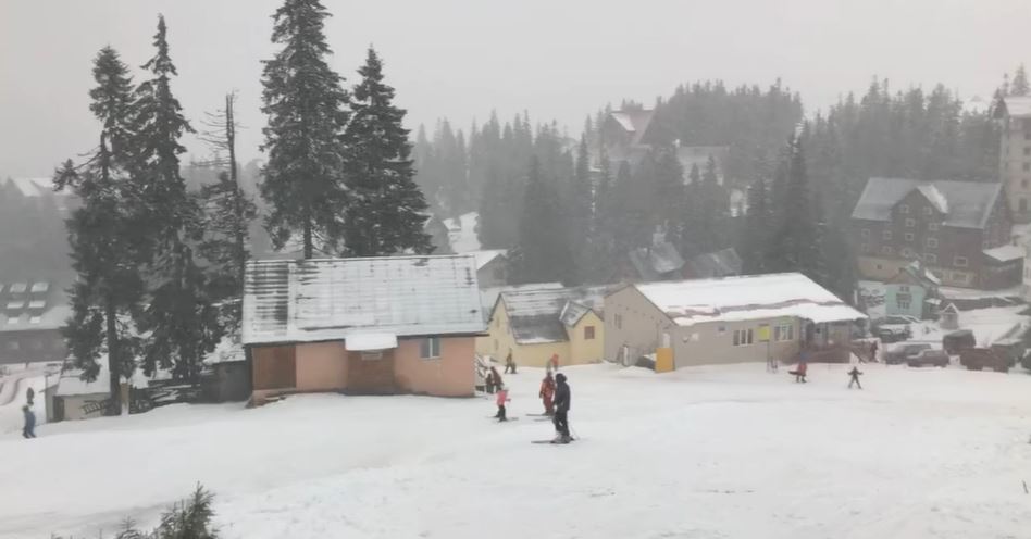 Гірськолижний Драгобрат засипало снігом (ВІДЕО)