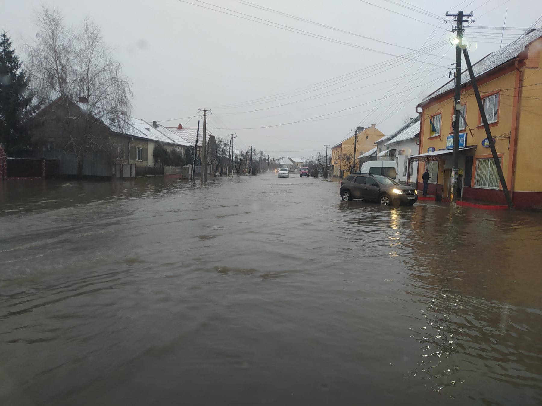 Село на Мукачівщині пішло під воду (ФОТО, ВІДЕО)