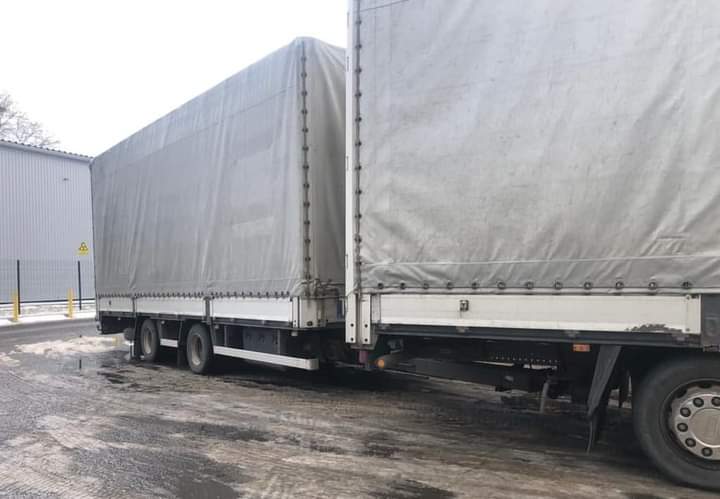 Через український кордон намагалися незаконно ввезти вантажівку