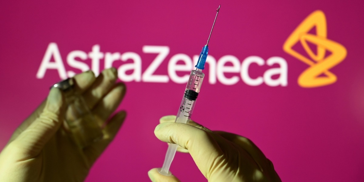 Німеччина, Італія і Франція призупинили використання вакцини AstraZeneca