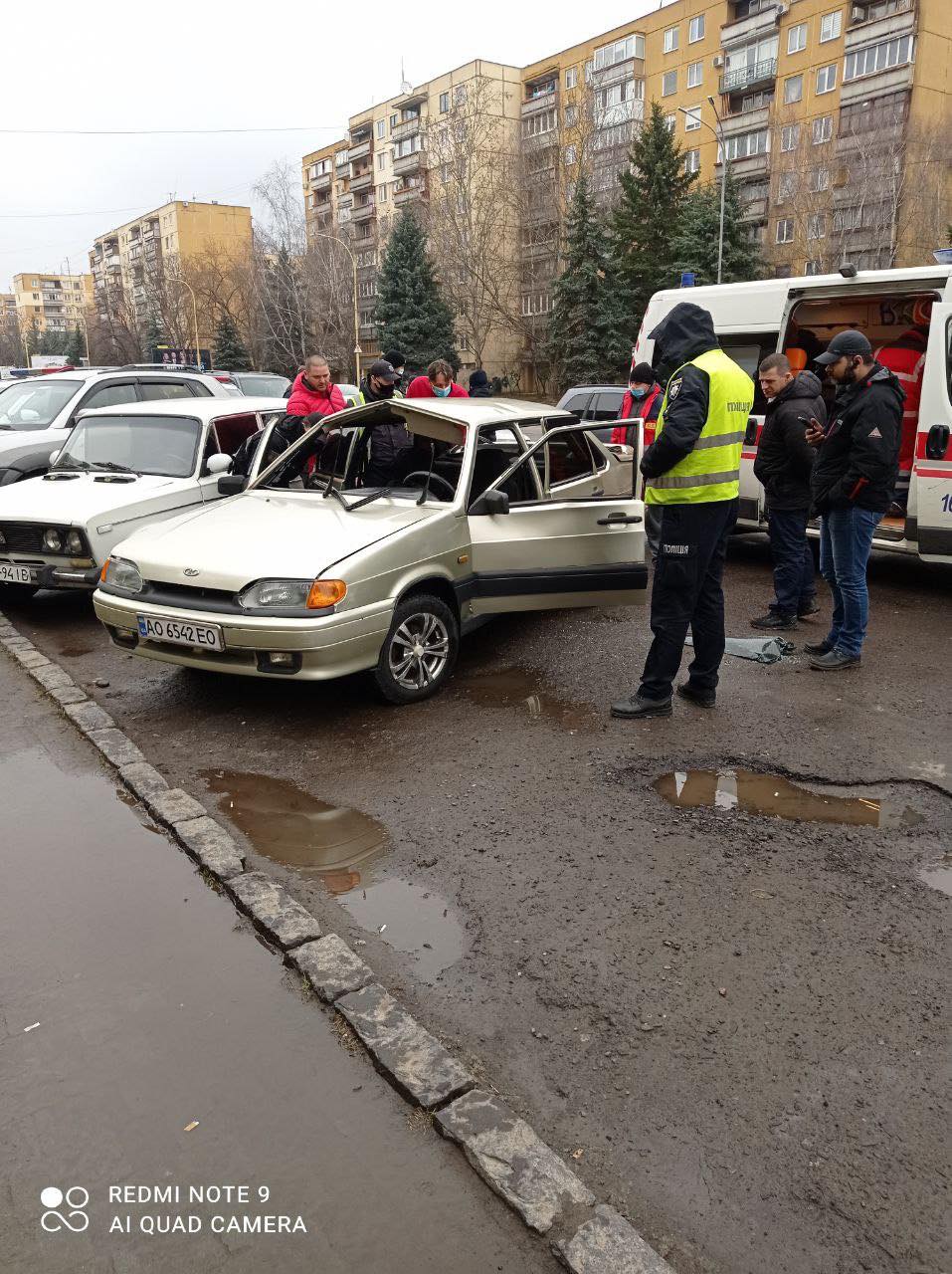 В Ужгороді всередині авто вибухнув газовий балон (ФОТО)