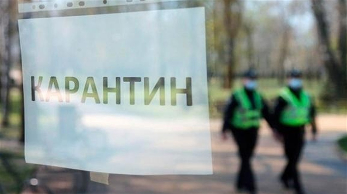 В Ужгороді поліція закрила 2 фітнес-центри, які працювали попри карантин (ВІДЕО)