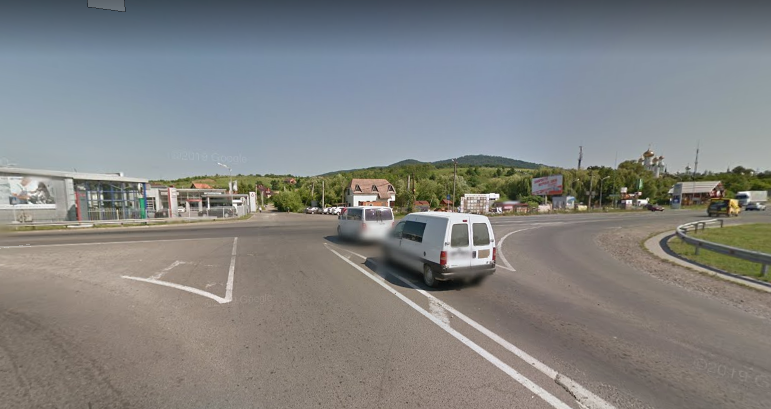 У Мукачеві облаштують круговий рух на перехрестях ще кількох вулиць: відомо де саме