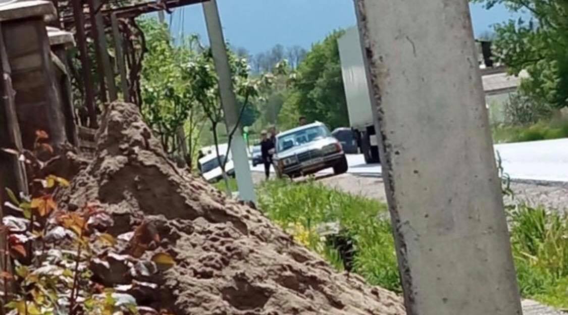 ДТП на Виноградівщині: автівка опинилася в кюветі (ФОТО)