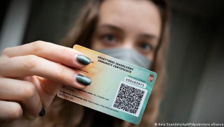 Нові карантинні обмеження в Угорщині: закарпатці вакциновані в Україні не зможуть отримати угорський "сертифікат безпеки"