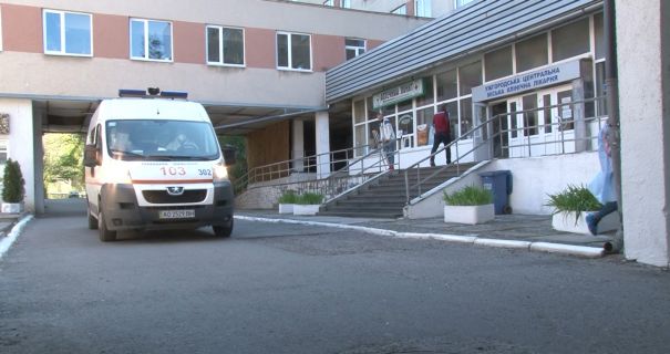 У червні припинить свою роботу COVID-відділення у лікарні Ужгорода через малу кількість пацієнтів