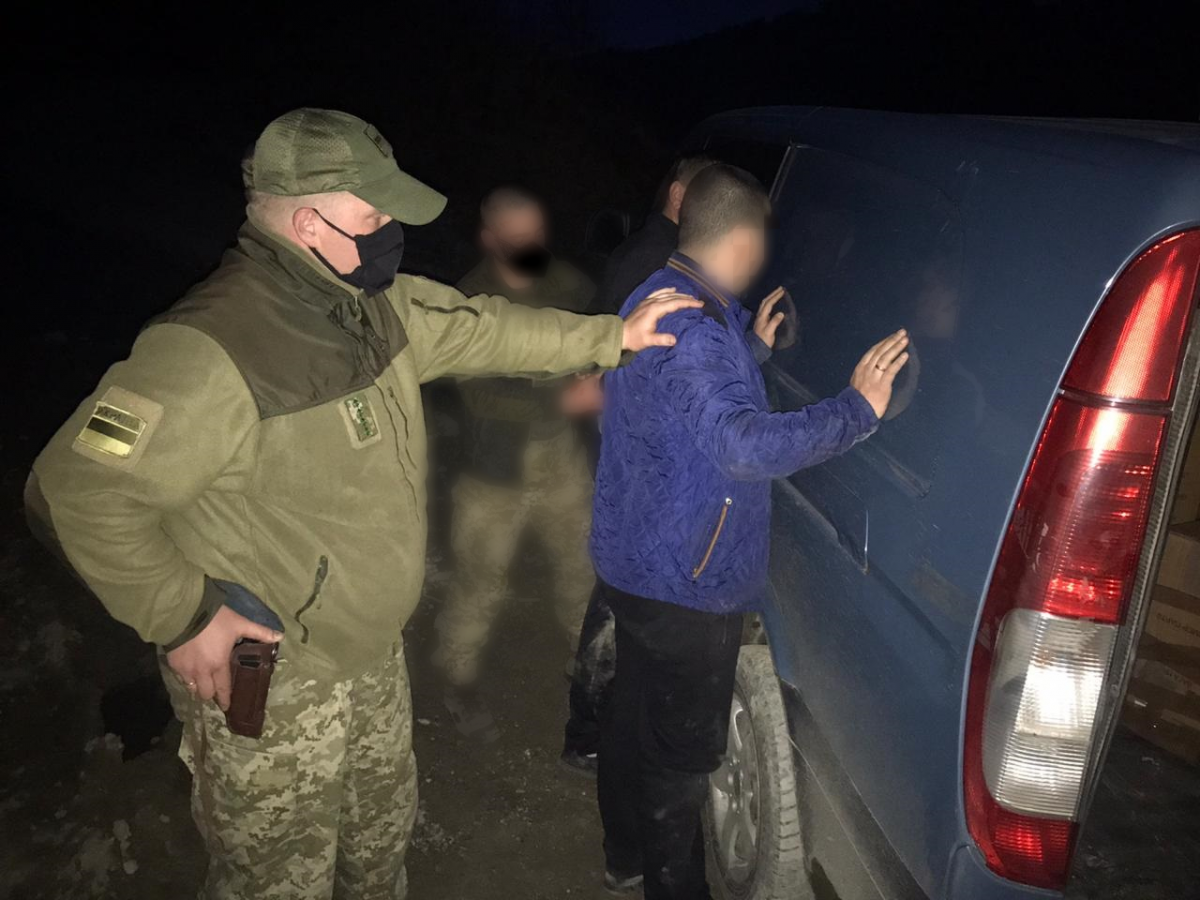 Мільйонні штрафи та ув'язнення до 12 років: як в Україні планують карати контрабандистів
