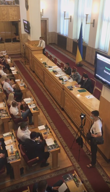 Розпочалось перше пленарне засідання третьої сесії Закарпатської обласної ради (ПРЯМИЙ ЕФІР)