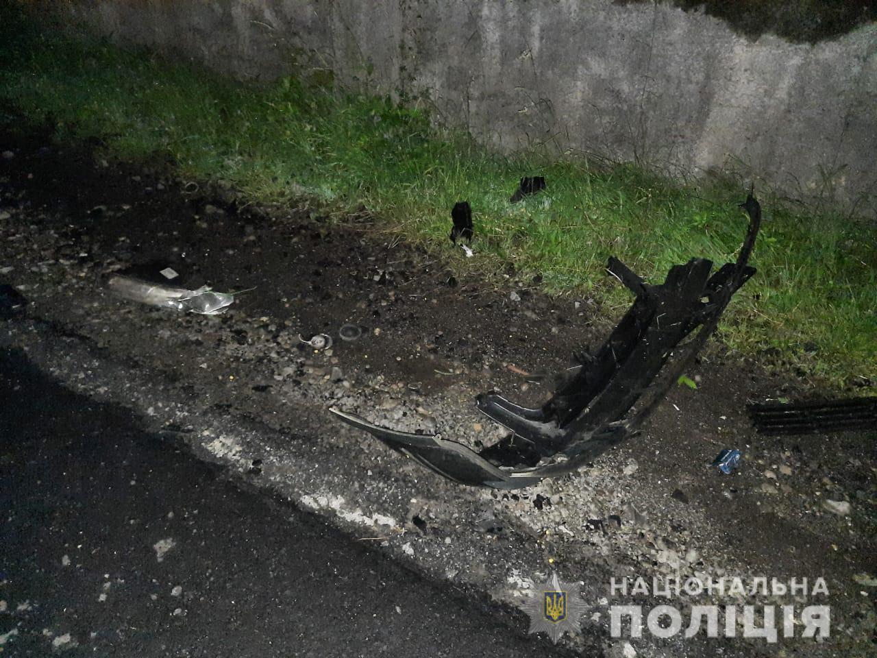 Смертельна ДТП на Рахівщині: вночі 22-річний водій збив пішохода (ФОТО)