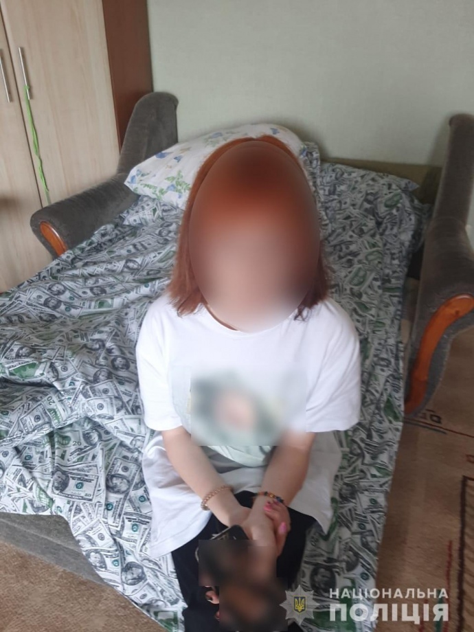 Смертельна фотосесія: на Київщині школярка застрелила друга з рушниці (ФОТО)